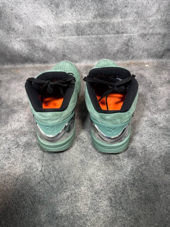 Size 10.5 | Kobe 4 Protro Girl Dad No Box | Pre-Owned main image 4
